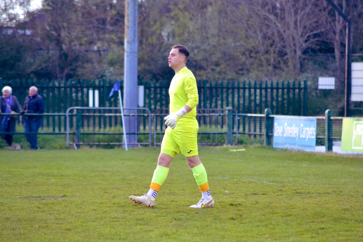 Name: Charlie Haddon
Age: 23
Position: GK
Location: Essex
Previous Clubs : Harold Wood, Basildon Town

Looking for a club at step 6-7