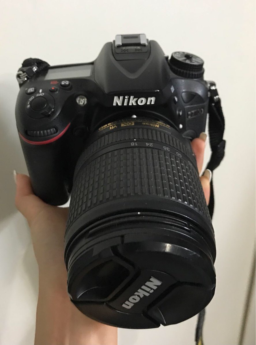 deeralleh's tweet image. خوشگلا، من یه دوربین نیکون D7100 دارم که میخوام بفروشمش. خیلی تمیزه و دست یه خانم دکتر بوده :)) هرکس که مشخصات خواست دایرکت برای راهنمایی در خدمتم. 
ممنون میشم دست به دست کنین این بچه بره سر خونه زندگیش 🤝🏽🦦 #ريتوييت #nikon #d7100