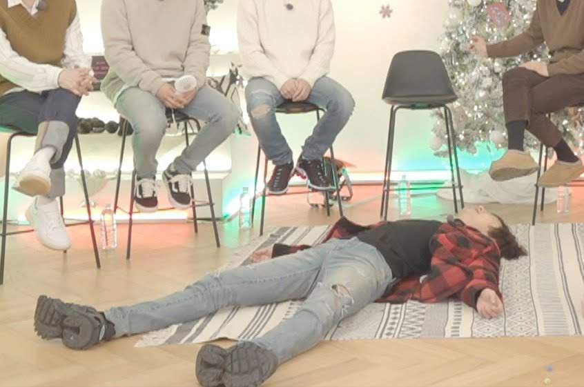 کافه دار کافه دار اهالی اکسو پلنت 
کافه دار کافه دار اهالی اکسو پلنت 
داداشام منو میبینید؟ اکانتم داره میمره 
پشتیبانی کنید