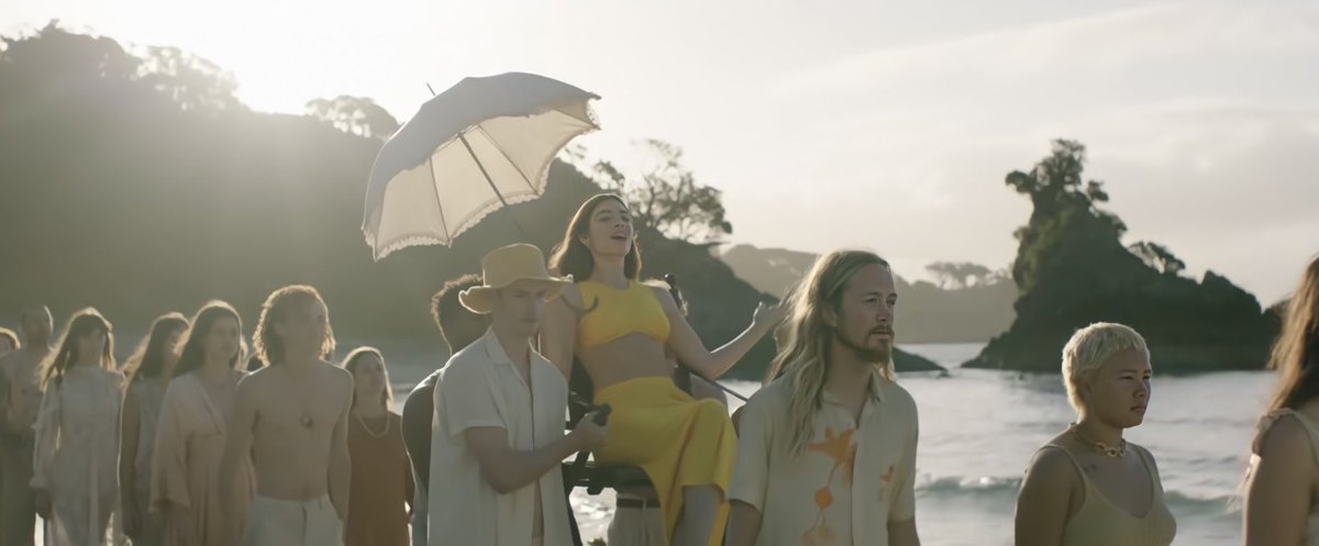 Pop Crave tweet media