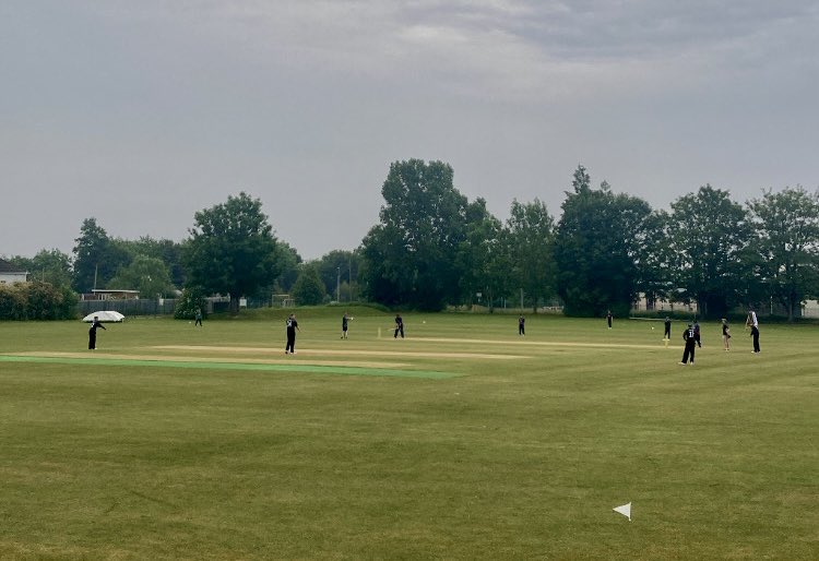 A great friendly away to @ChepstowCricket today.

WHCC 189/5 (25 overs) 🌧️
Nye Brown 60
Tom Carey 43

Chepstow CC 155/7
Rhys Hope 2-21
Dave Reynolds 2-32
G. Milburn 1-12

WHCC win by 34 runs

Thanks for the hospitality @ChepstowCricket, all the best for the season 👍🏻 #UpTheHeath