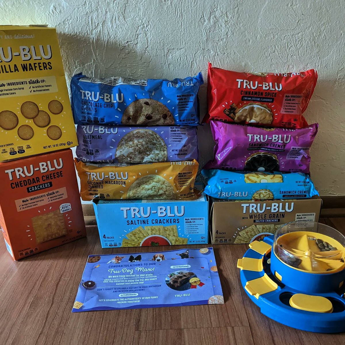 Lord Pillows tweet media