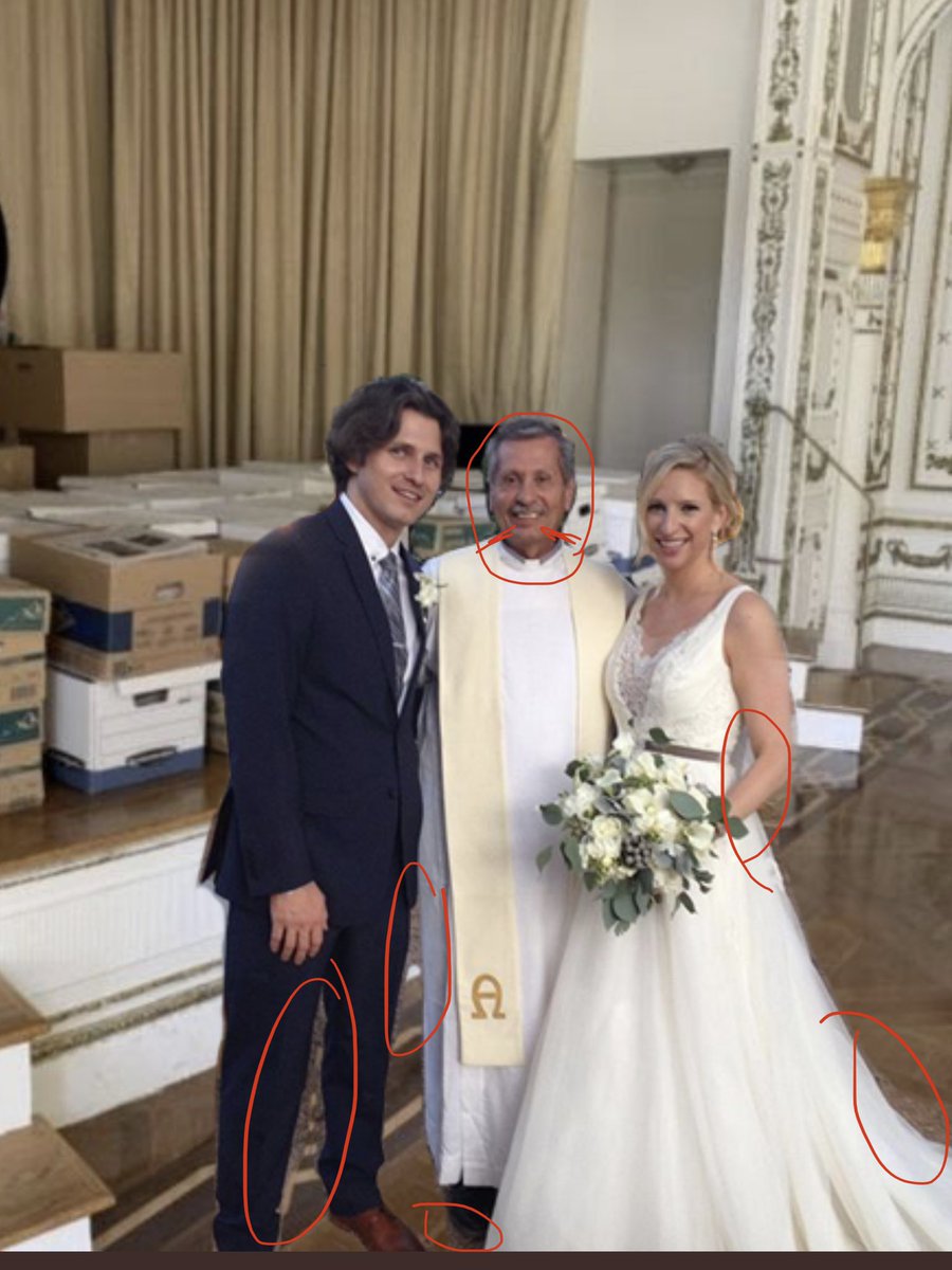 LauraHowardNYC's tweet photo. @ChaBroswick @TheRealThelmaJ1 @Roe1972 @Carolin21440680 Look closer… bad photoshop. These people that post fake shit are so shameless https://t.co/jGwyJKT0s4