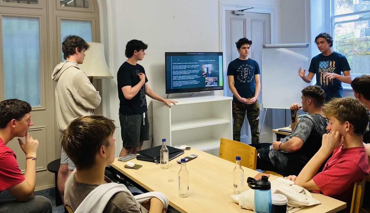 WSSGeography's tweet image. Highly recommend Guernsey for an alternative fieldwork destination. Great human and physical opportunities. Excellent facilities, welcoming people and very safe. @WetherbySixth @WetherbySenior #guernsey #geographyfieldwork #geographyteacher #londonschools