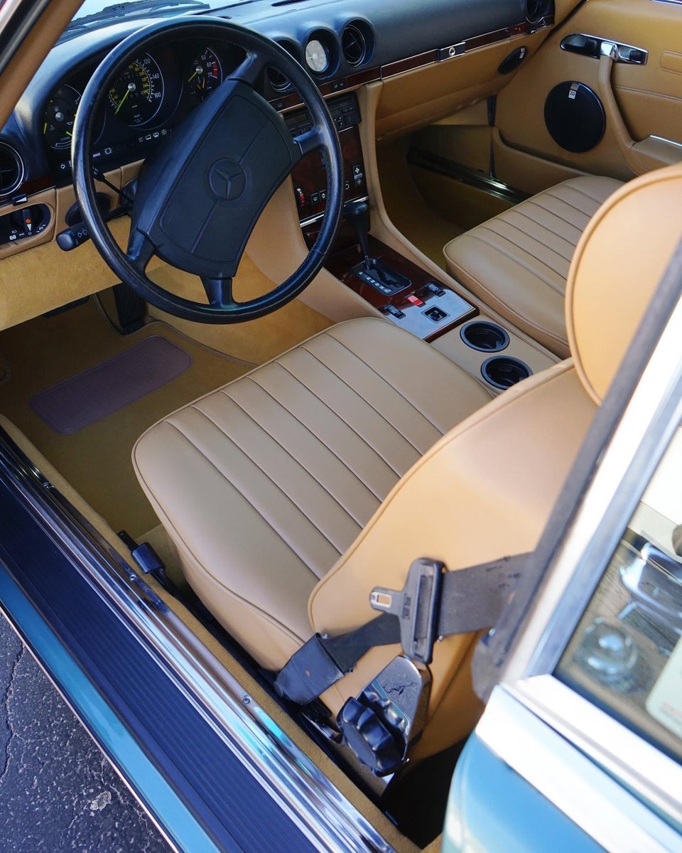 stitchgirlinc's tweet photo. Recently finished #custominterior for #Mercedes 560SL.
#stitchgirlinc #customupholstery #mercedes560interior #customseats #autoupholstery #carupholstery #carinterior #leatherwork #upholsteryshopchicago #caraudio #carupholstery #autoupholsterer https://t.co/F3RWsInebB