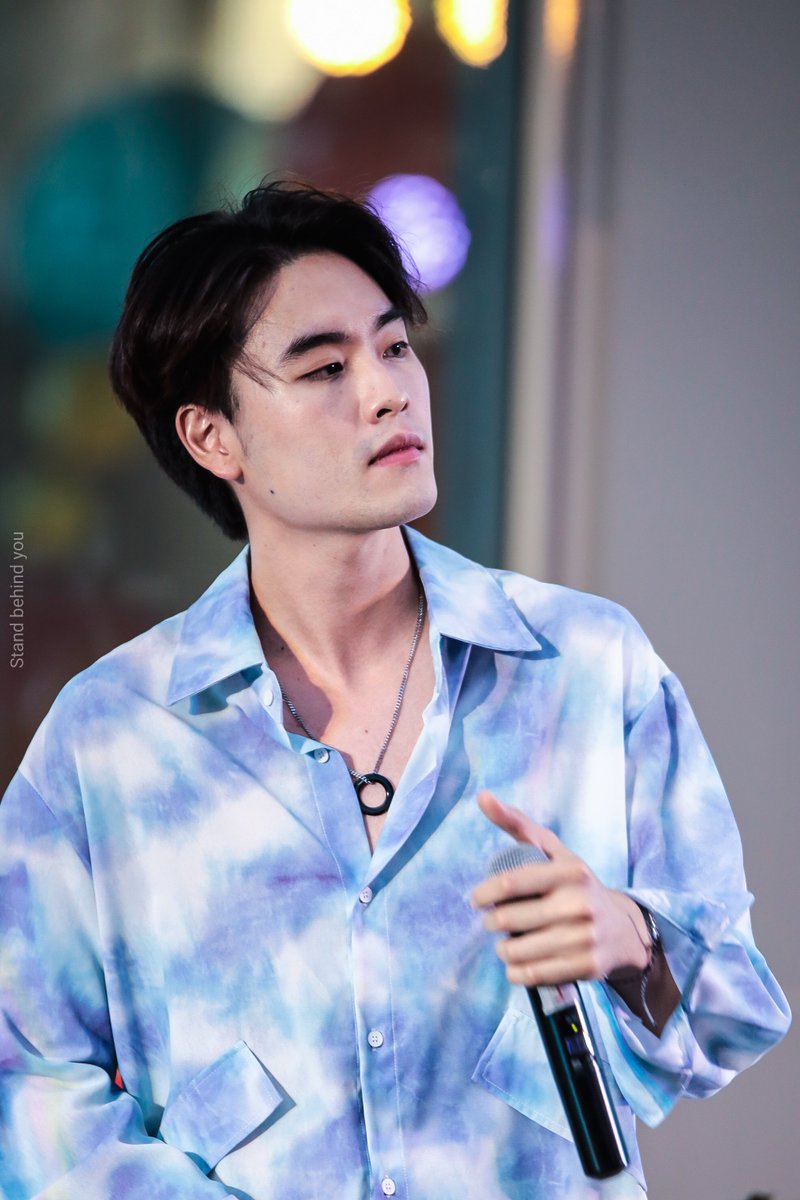 tox_tax's tweet photo. อย่างหล่อเลยค้าบบบ

#เลบอกไม่หวาน #laylayyo #ConnectingPride #samyanmitrtown https://t.co/HD2ymb1hBD