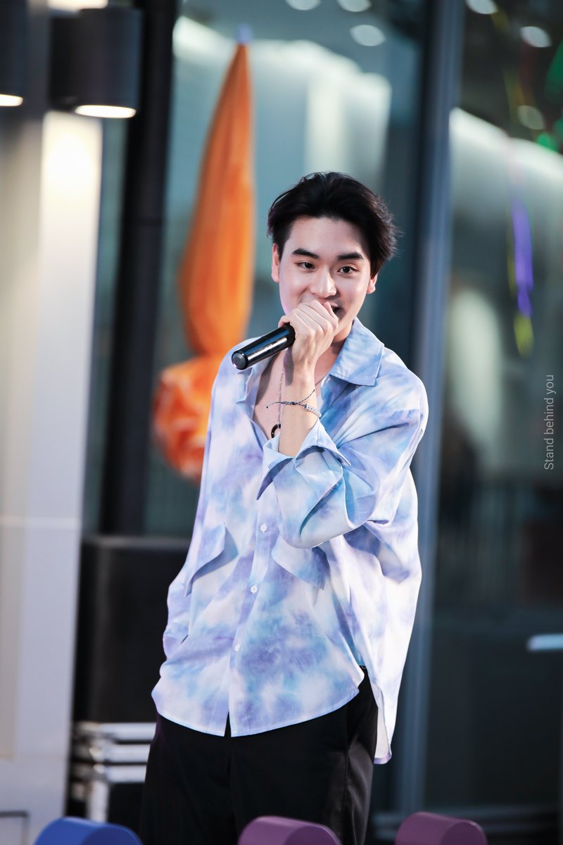 tox_tax's tweet photo. อย่างหล่อเลยค้าบบบ

#เลบอกไม่หวาน #laylayyo #ConnectingPride #samyanmitrtown https://t.co/HD2ymb1hBD