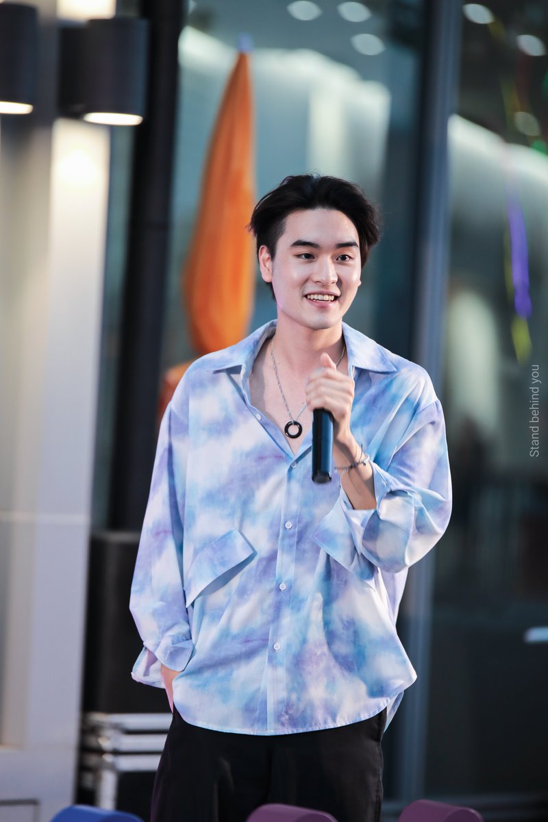tox_tax's tweet photo. อย่างหล่อเลยค้าบบบ

#เลบอกไม่หวาน #laylayyo #ConnectingPride #samyanmitrtown https://t.co/HD2ymb1hBD