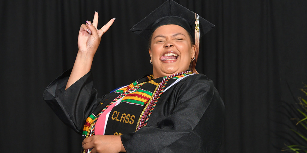 UMassAmherst's tweet image. Congratulations, @UMassHFA Class of 2023! In case you missed it, here are some amazing pictures from this year&apos;s big celebration. #Commencement2023 #UMassAmherstGrad2023