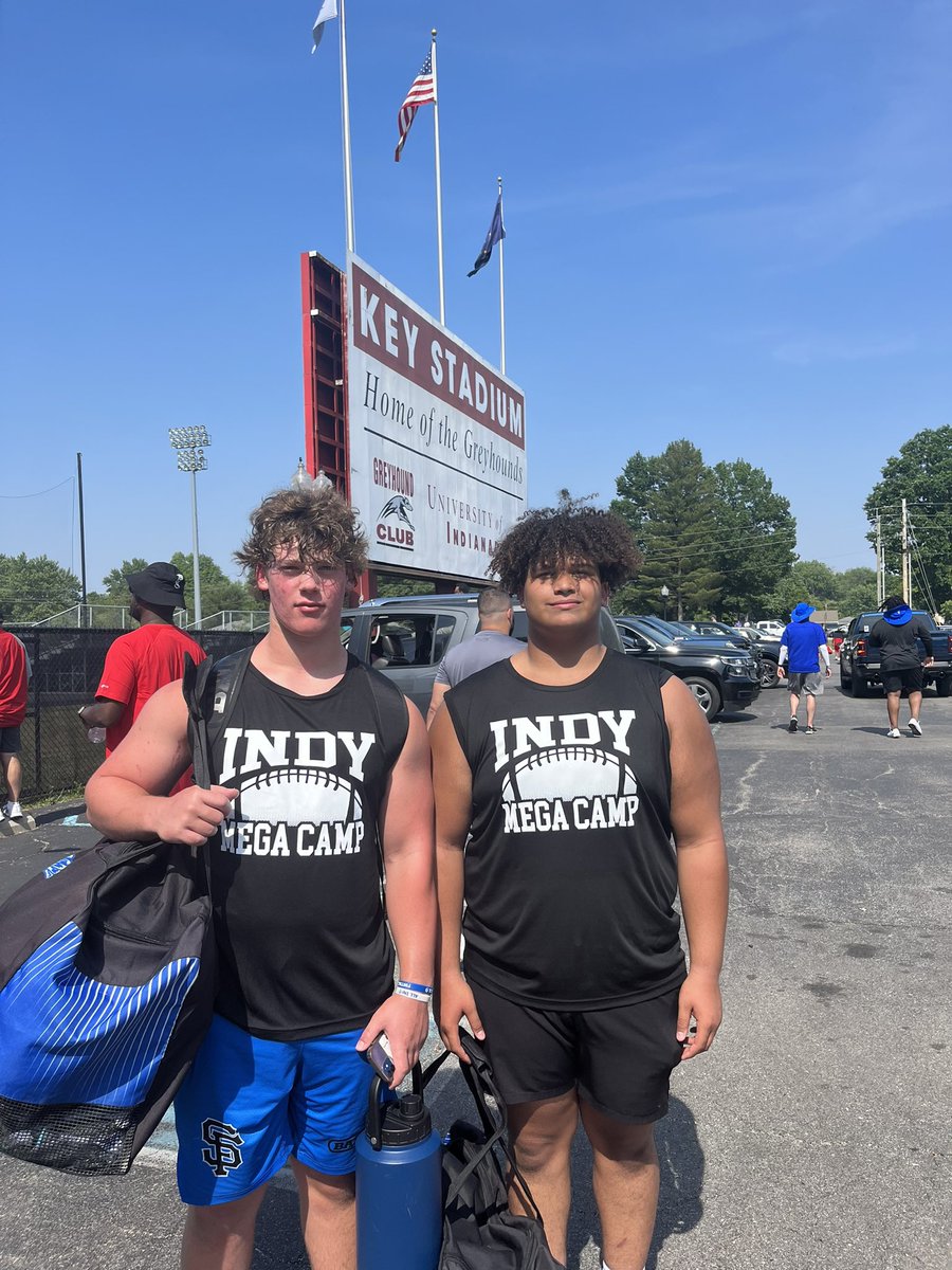 CooperPaukstis's tweet photo. Had a great time competing at @UIndyFB camp this weekend! Great to also meet with some awesome coaches! @SFHSFBWheaton @CoachMac44 @CoachIvanM @CoachGriff_IFF @PrepRedzoneIL @EDGYTIM @CoachBigPete @OJW_Scouting @FISTFootball @SalomonDLcoach https://t.co/WAQ2WubWtI