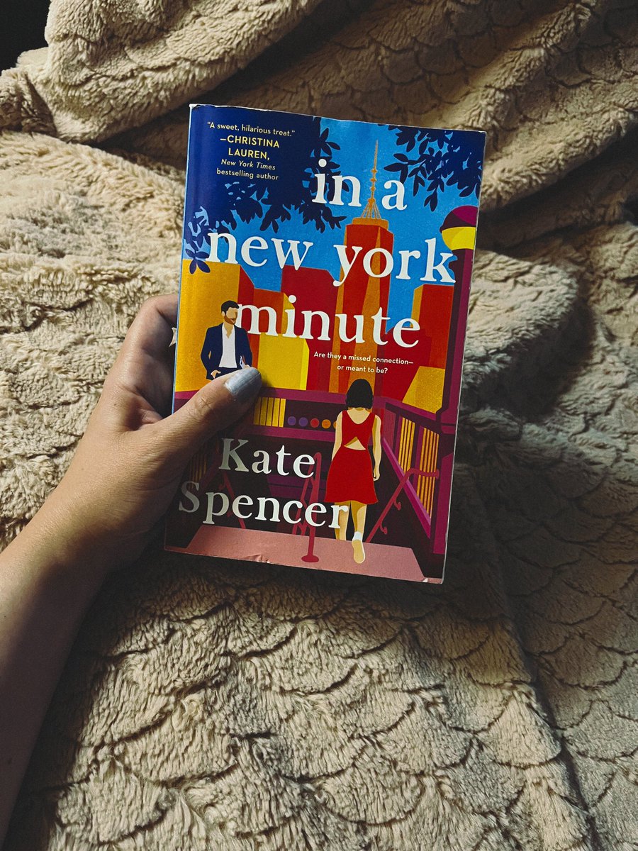 Home sweet home - time for a book, a glass of wine and some chocolates 🥂

And if you haven’t noticed I’m missing New York a little bit already… 🍏

#InANewYorkMinute @katespencer #ReadingNow