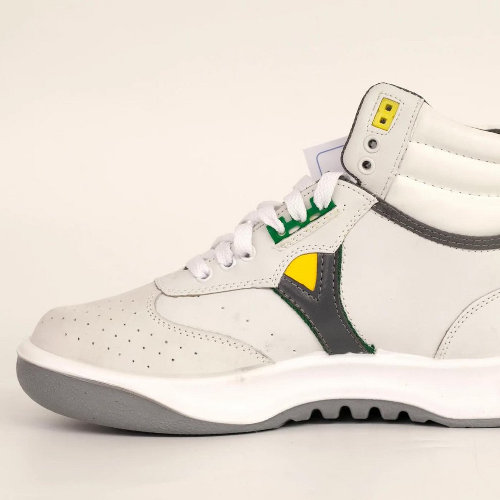 shopnowpk_com's tweet photo. Hey @elonmusk would you like to wear these bad boys?
#servischeetahs https://t.co/TTvmSNFkBK