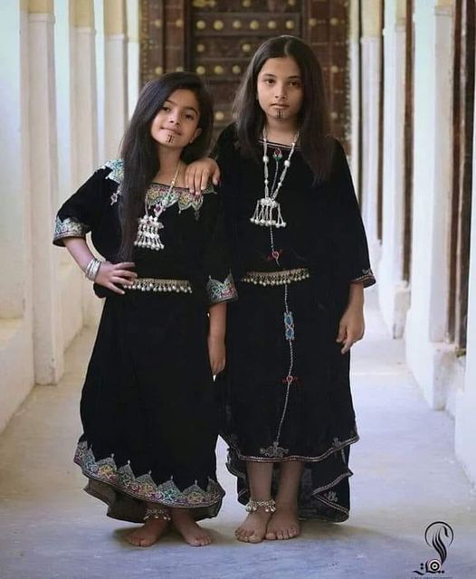 بعض القلوب إحساسها يشبه الورد 
تزهر لقا  وإن مرها البعد تذبل 
وأجمل قلوب نعيشها شايلة الود
فيها الوفا...وإن هزّها الشوق تسأل...🫶🏻

👑⁧#دعم_ملكي_خاص⁩ 👑
┊💫فخم
┊┊💫متألق
┊┊┊💫 ذووق
┊┊┊┊💫مبدع
┊┊┊💫 مميز
┊┊💫أخلاق 
<a href="/mmd49708215/">القحطاني 🇾🇪🇸🇦</a>
<a href="/a9615513/">ملكه على عرشها</a>