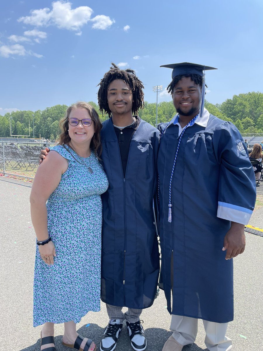 Dana Heino tweet media