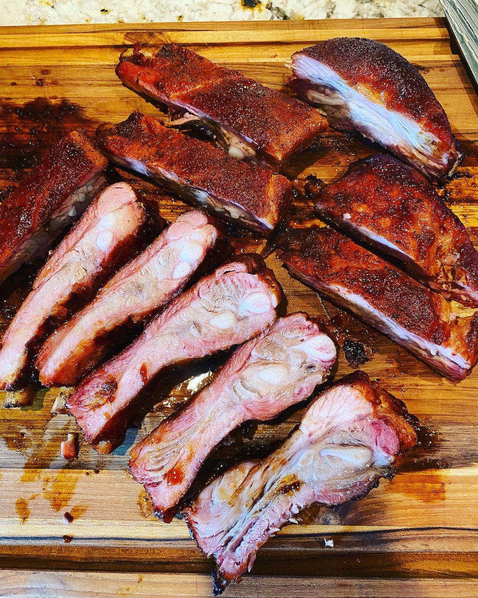 r_hubcap's tweet photo. Time to eat!! https://t.co/HvYCf96c6D