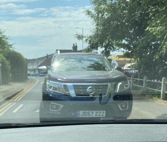 @SurreyPolice @ElmbridgeBC 11.06.23 / 12:18, Thames St, Weybridge. Photo taken by my passenger. Female driver of the northbound Nissan failed to give priority to oncoming vehicle per visible notice & drove forward in an intimidating manner. Any consequence for her?