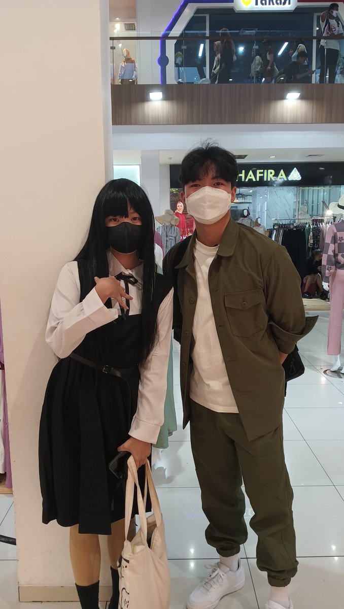 Monno_toon's tweet photo. Found local Asa Mitaka!! and i made a Fanart for her🤔
Make sure to check her instagram🙌
Also u can check my other art at my instagram @Monno_toon
#chainsawman #asamitaka #cosplayer #cosplayerindo #wardevil #artistsupport https://t.co/0MRouDaSZd