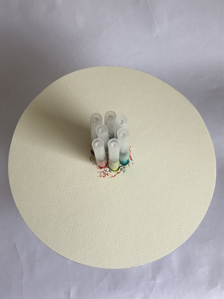 SueBlog1's tweet image. Drawn in I: 2023, 20.5x20.5x20.5cm. Plaster, paper, felt pens. #ContemporaryArt #ContemporarySculpture
#AbstractSculpture