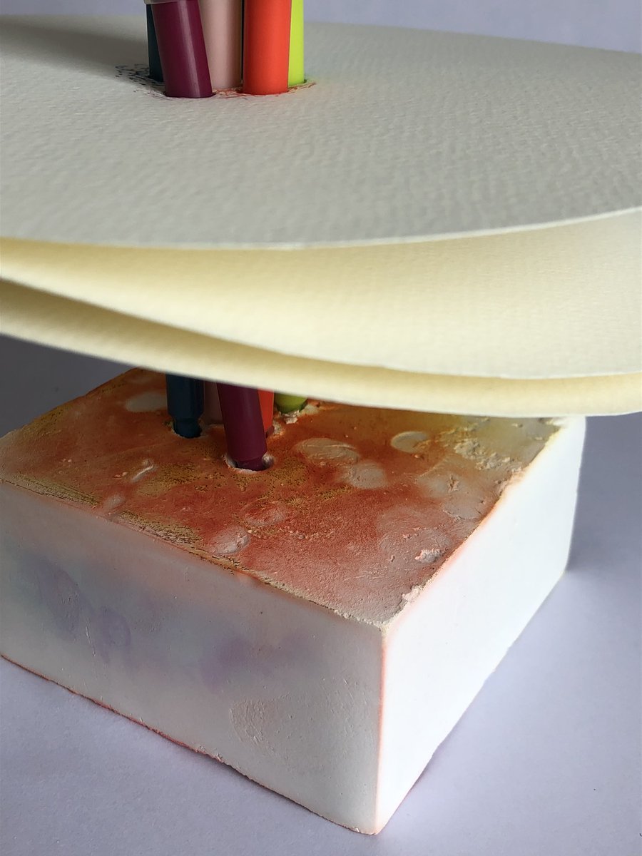 SueBlog1's tweet image. Drawn in I: 2023, 20.5x20.5x20.5cm. Plaster, paper, felt pens. Amazing colour transformation as the plaster dried out. #ContemporaryArt #ContemporarySculpture
#AbstractSculpture