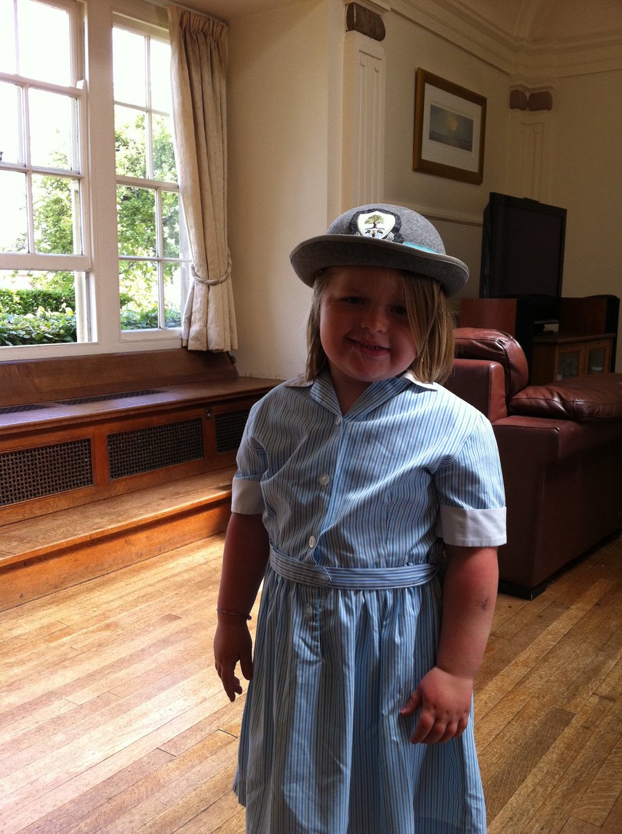 Sarah Hunter tweet media