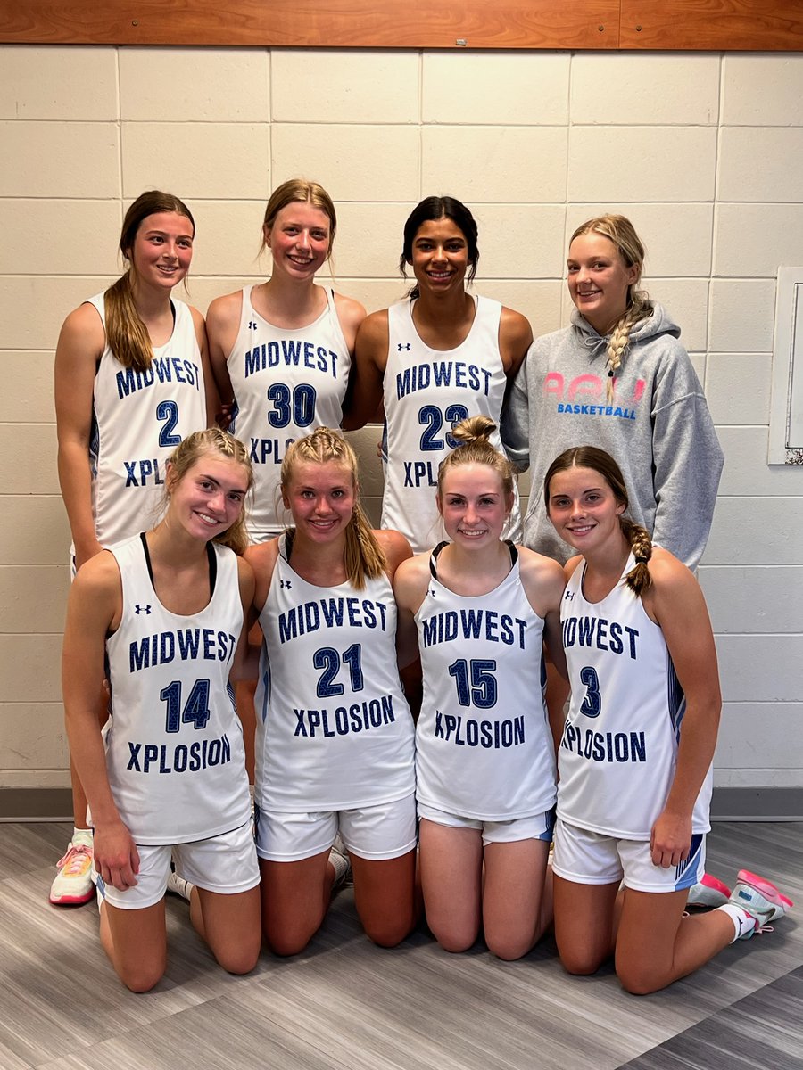 XplosionMidwest's tweet photo. Got moved up to 17U for the weekend and came away with a nice 2nd place finish. https://t.co/EvVnHdrem8