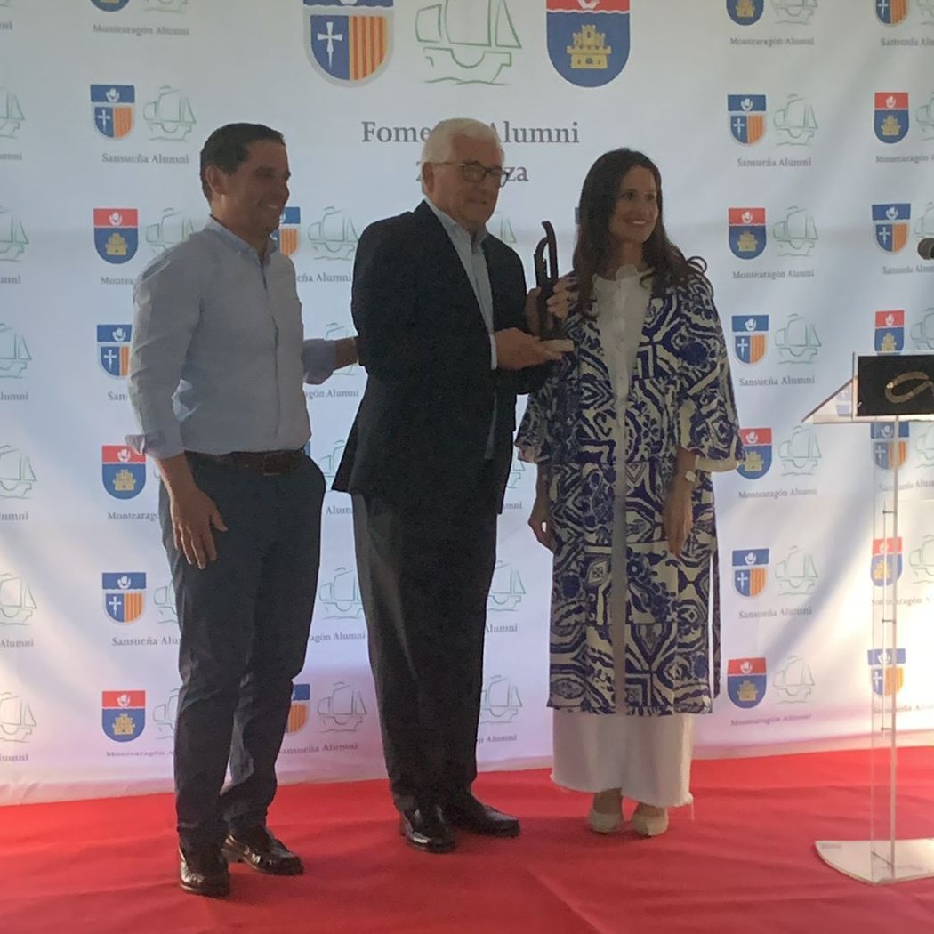 Colegio Montearagón (@colmontearagon) on Twitter photo Fiesta anual #Alumni <a href="/colegiosansu/">Colegio de Fomento Sansueña</a> y #Montearagón, con el reconocimiento a la carrera docente de José María Aiguabella ¡Gracias! Fiesta anual #Alumni <a href="/colegiosansu/">Colegio de Fomento Sansueña</a> y #Montearagón, con el reconocimiento a la carrera docente de José María Aiguabella ¡Gracias!