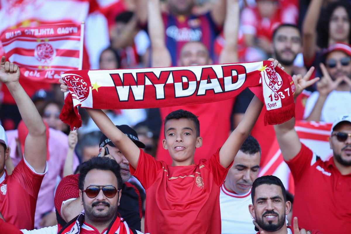 cherifalyahmed3's tweet photo. يحي عطية الله يشعل النهائي بعد تسجيله لهدف التقدم للوداد الرياضي .
#WACASCA
#TotalEnergiesCAFCL https://t.co/AdcaQ3Y99v