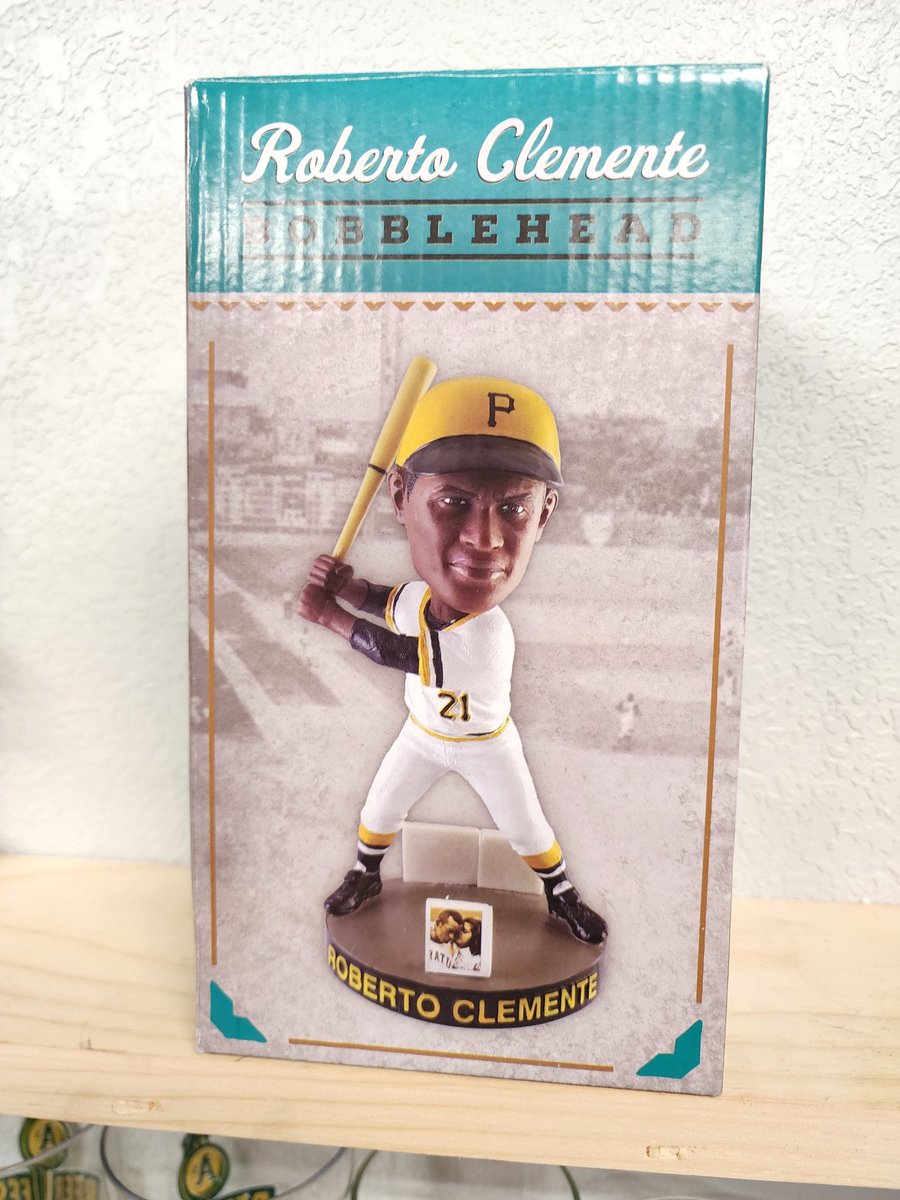 JDawgOakAs72's tweet photo. #ReverseBoycott giveaway from Baseball,  Bobbleheads &amp; Brews!

Rules:
Follow me
Comment: #SellTheTeamFisher
Retweet for extra entry 
Tag a celebrity for extra entry
3 entries possible per person

Winner will be selected before first pitch on Tuesday live on Instagram https://t.co/FUsnrnYM4V