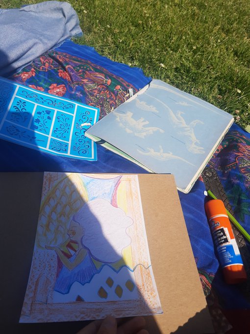 Having funn  #draw #park #green https://t.co/emB8kjySzf<a href="/tag/draw"class="tags">#draw</a><a href="/tag/park"class="tags">#park</a><a href="/tag/green"class="tags">#green</a>