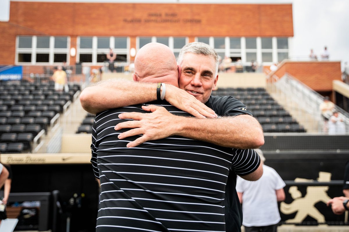 Wake Forest Men's Basketball tweet media