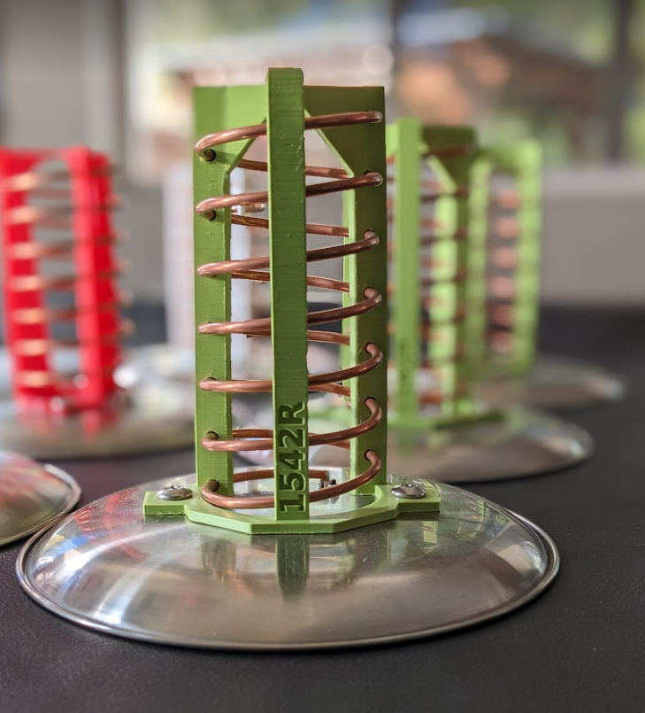 thebaldgeek's tweet photo. @MilcomMP We keep dancing around if you want to add a 7 turn helix for L-Band to your setup.
Happy to put something together for you if you'd like. https://t.co/scfcEHX5Px