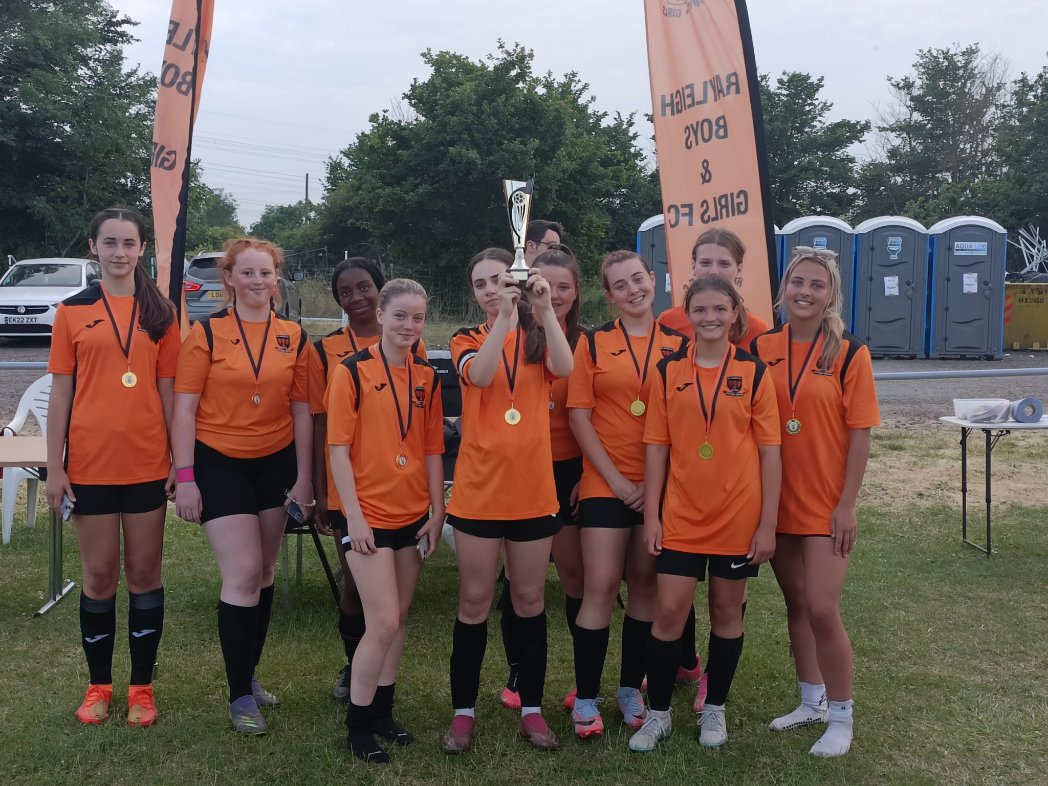The girls had a great day at the <a href="/fc_rayleigh/">Rayleigh Girls FC</a> tournament today and came away WINNERS!

Really proud of how hard they all work for each other.

Thanks to <a href="/fc_rayleigh/">Rayleigh Girls FC</a> and well done to all for a really well-organised event 👏👏👏

🟠🏆⚫
