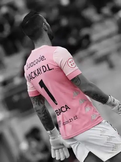 Ian Mackay sempre no meu equipo! 
Ánimo neno! A levantarse e a volver a intentalo!
💙🤍💙