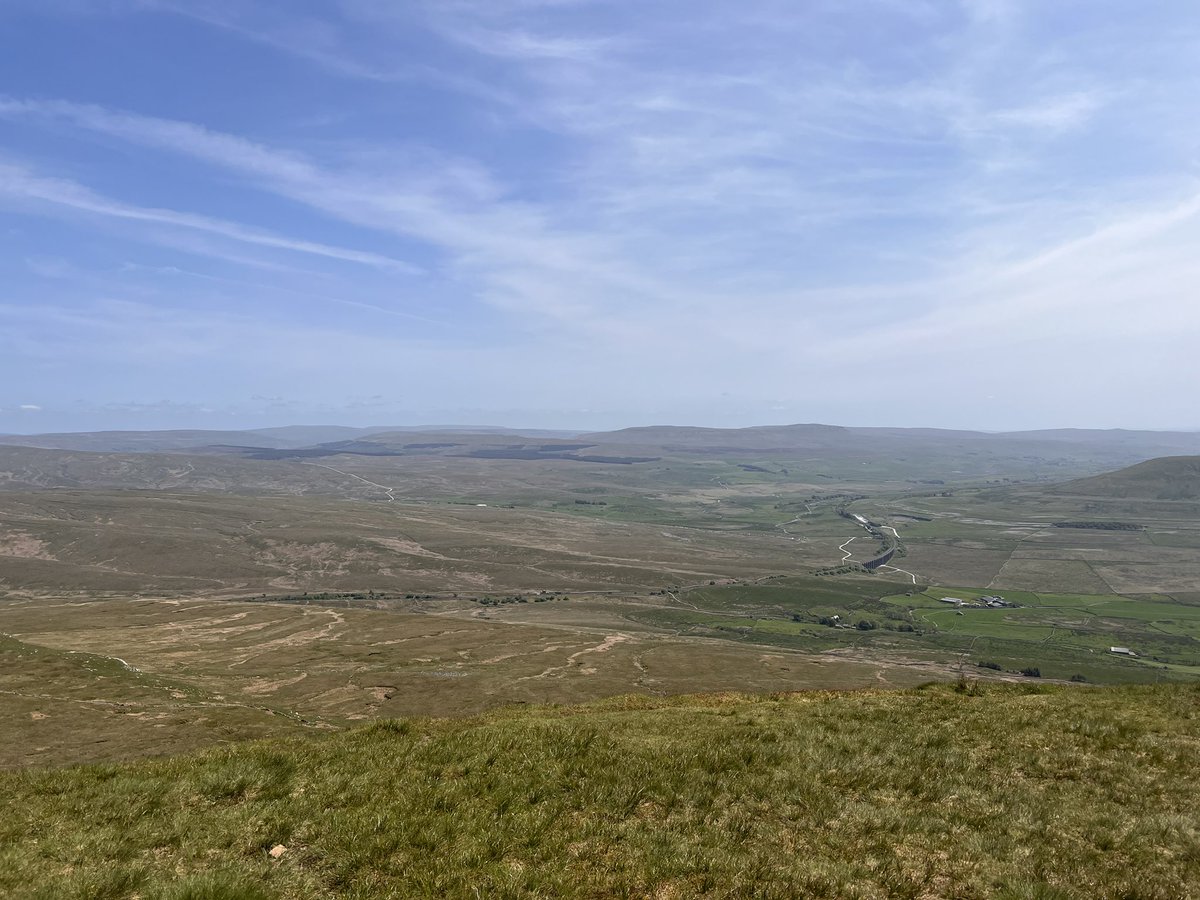 @OPA_KHG @OPAK_2MH @OPAK_6DH Here’s Niamh & Norah after completing a 15km circular walk including Whernside’s Summit. #30DaysWild