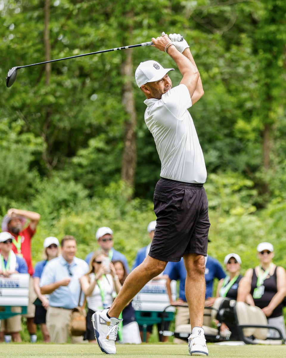 Complex Sneakers tweet media