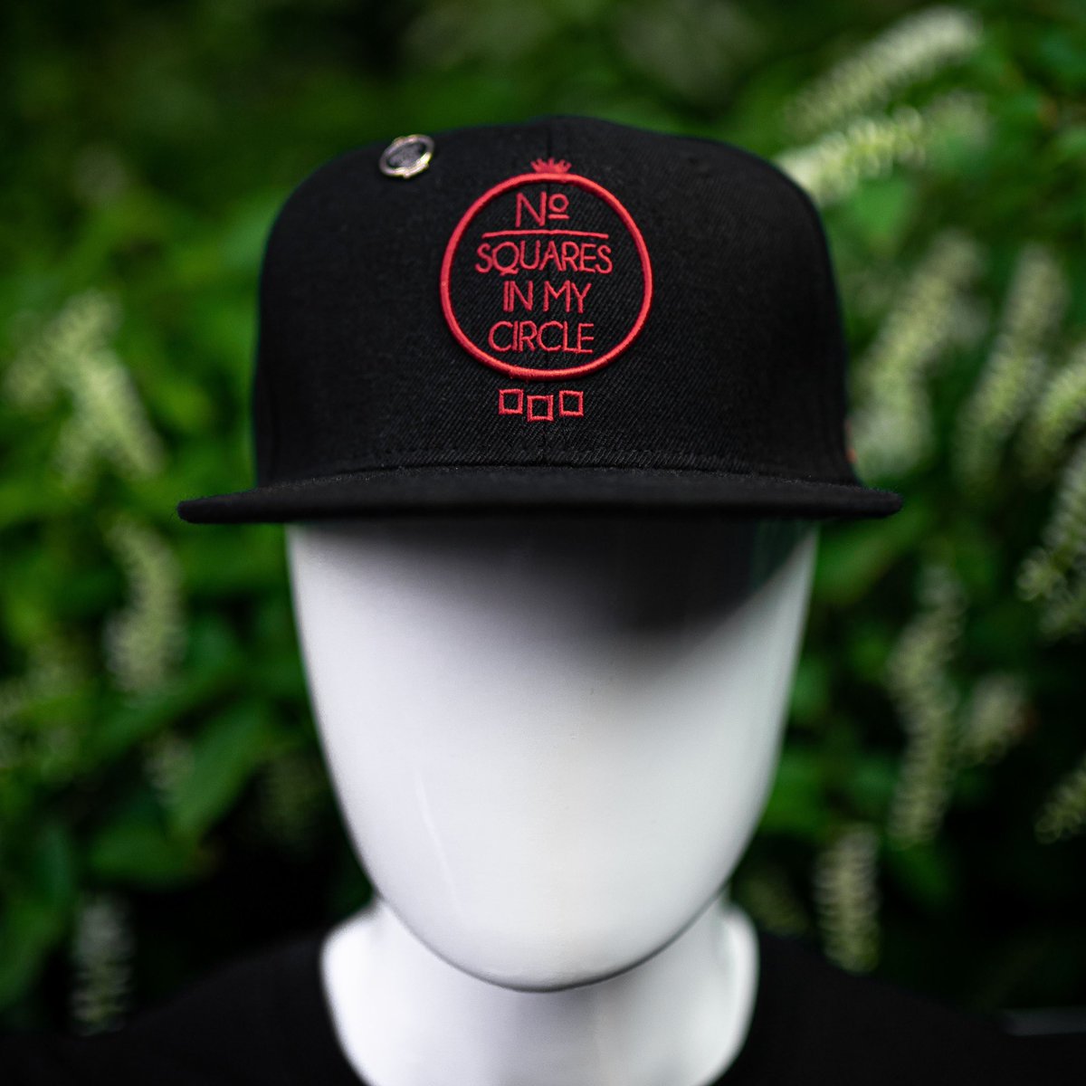 IAMWHOISAYIAM6's tweet photo. No Squares In My Circle®️Red Embroidery (Dadcaps/Snapback/T-Shirts)
Link in Bio 📸 by @dotshotit
#iam #iamwhoisayiam #nosquaresinmycircle
#snapbacks #tshirt #hoodies #pins #dadcaps #iam https://t.co/1E1XuTPQiV