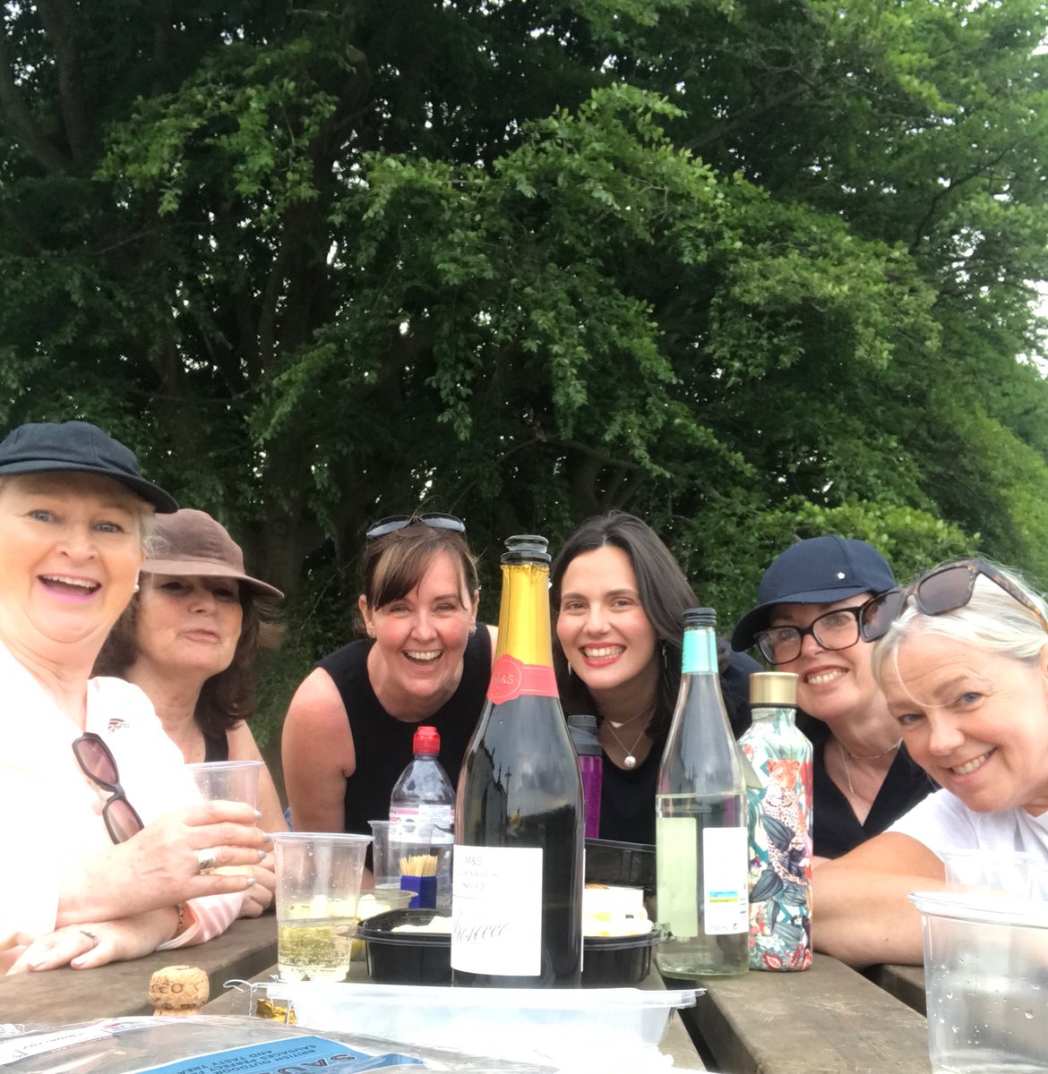 ClaireRob23's tweet photo. @WeAreMV_ @Hillerspal @LBidaudvilleMV Lovely evening with the Ilkley Ladies Walk 4 Will on Ilkley Moor Bar t’at with a stop for Prosecco refreshments… x x https://t.co/hhqsbIDg8V