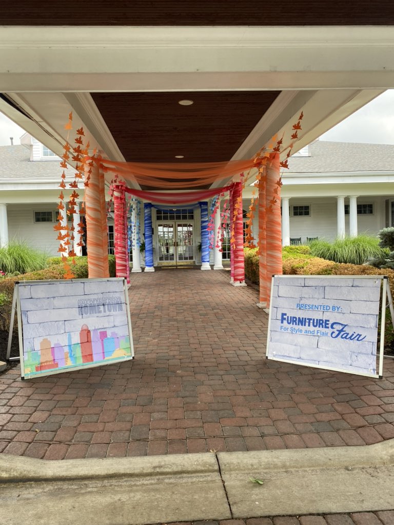 MunozFoundation's tweet photo. We're celebrating all things Cincinnati for the Hometown #AMFHOFDinner presented by @FurnitureFairOH . Get ready to join us @ManorHouseOhio in celebration of our amazing #AMFPartners and #AMFScholar recipients! https://t.co/EyrEBe3bx9