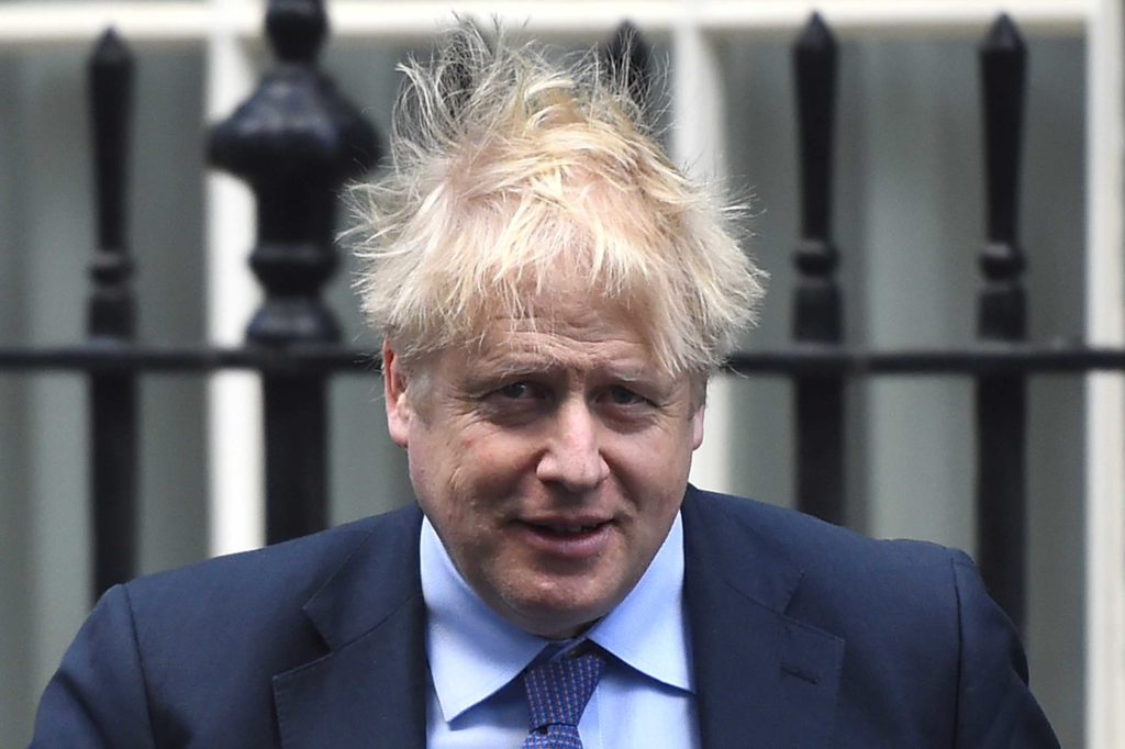 ValryLeBourg's tweet photo. @K2020Cat @WiddecombeB @bitsofplastic @NadineDorries #JohnsonGone
Big dog can't even hide he's bloated from alcohol abuse.🙄🐕🍺 https://t.co/ymtn4zusRS