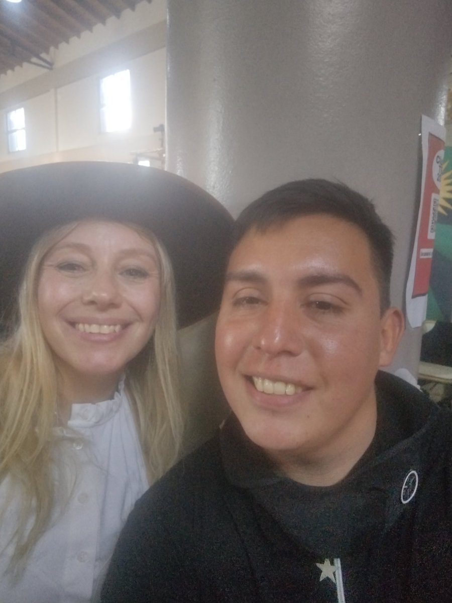 Con la genia de <a href="/luciaceresani/">Lucia Ceresani</a>
    Muchas gracias por tan hermoso recuerdo, por tu voz y por tu buena onda.