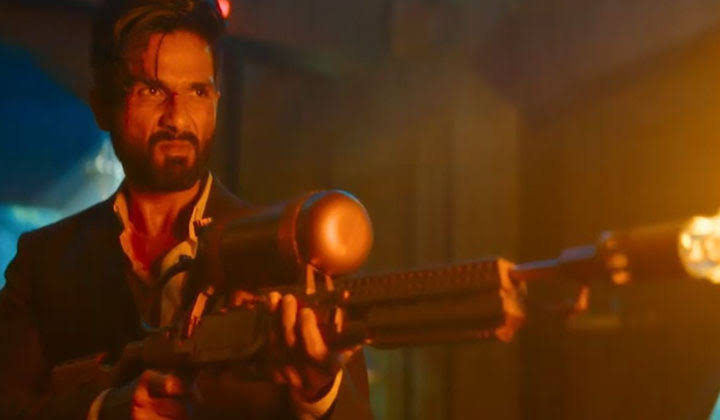AkashdeepDatta2's tweet photo. This man gives his best for any character.. Respect @shahidkapoor #BloodyDaddy https://t.co/5BwJtkBNcc