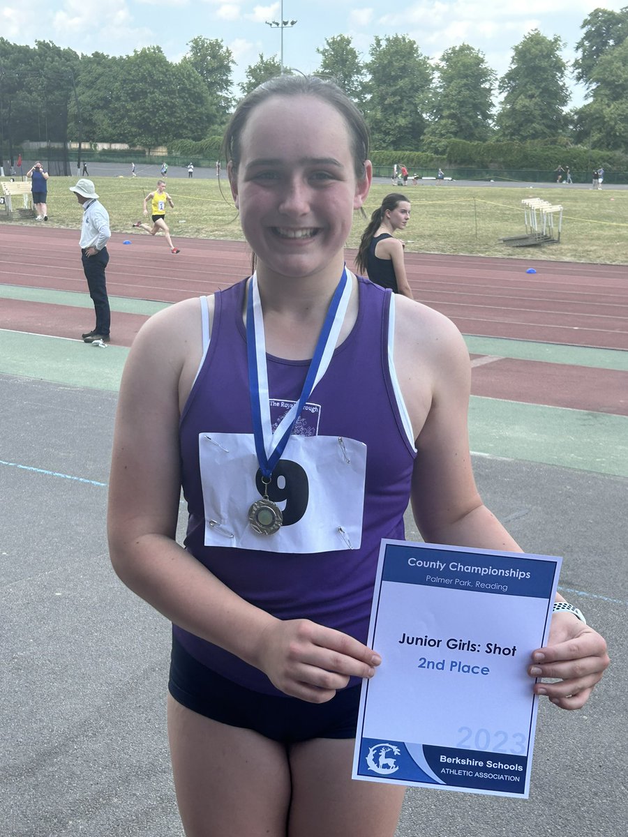 Well done to Chloe, Arabella and Mia. They all represented Windsor &amp; Maidenhead today at the @berkshireathletics champs. 💪☀️🏃‍♀️#CCFamily #CCSport #Summer <a href="/CCSeniorGirls/">Claires Court Senior Girls</a>
