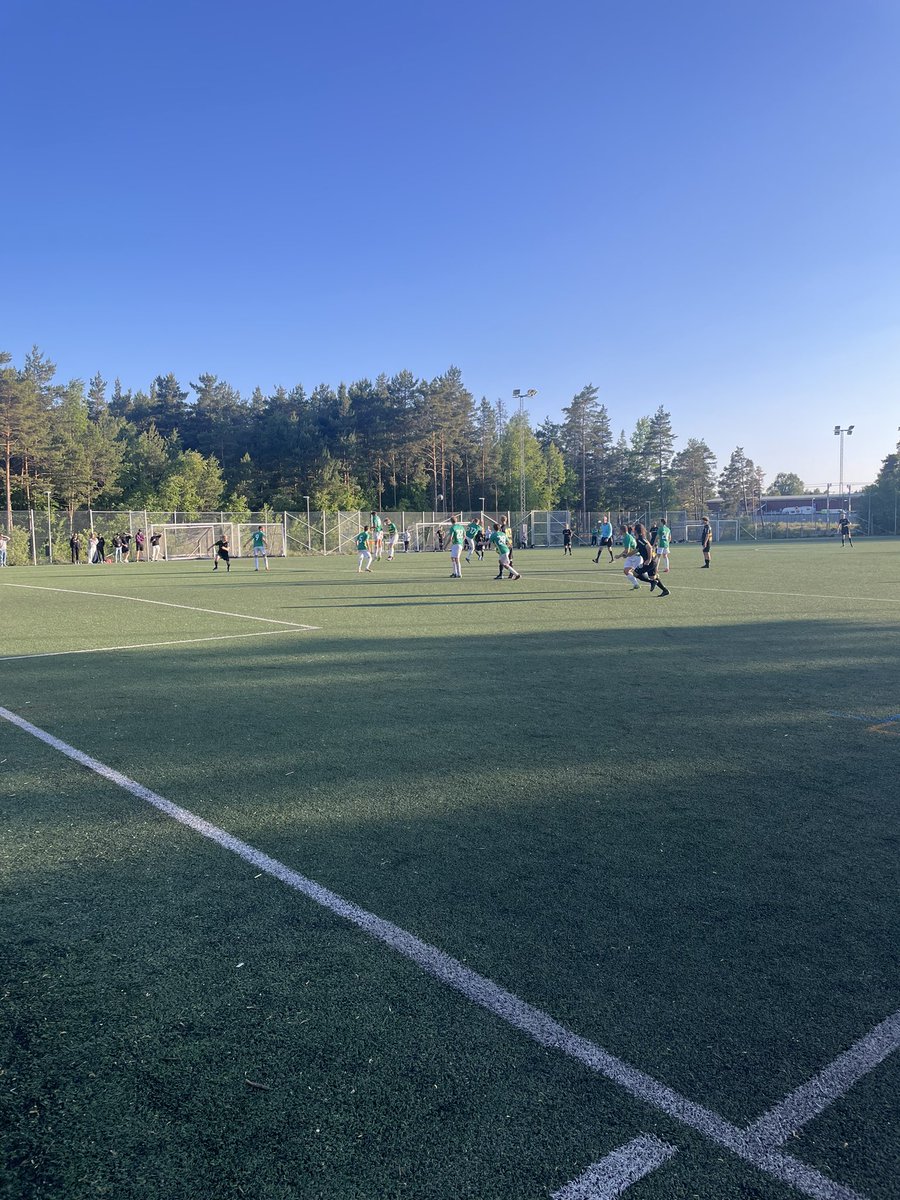 MickeJid's tweet photo. @rasundafettot Var och kollade matchen idag ser bra ut bl.a Nr 23 Simon https://t.co/0XdB2jAHx9