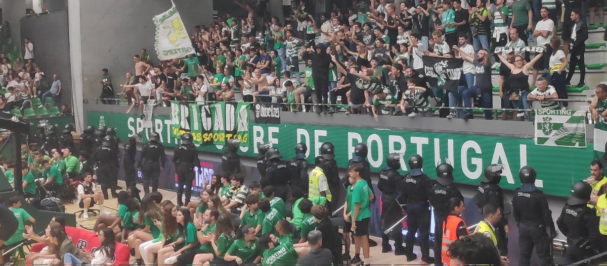 O que é isto?

#BasquetebolSCP