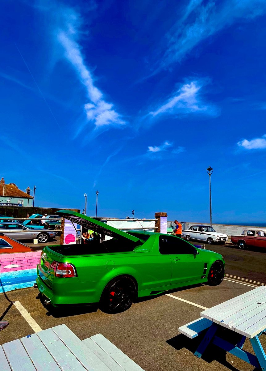 Awkwardkid's tweet image. Take a Ute to work day
@LUDENClassics @HoldenMotorspo1 #hsvr8
#maloo #aussiev8