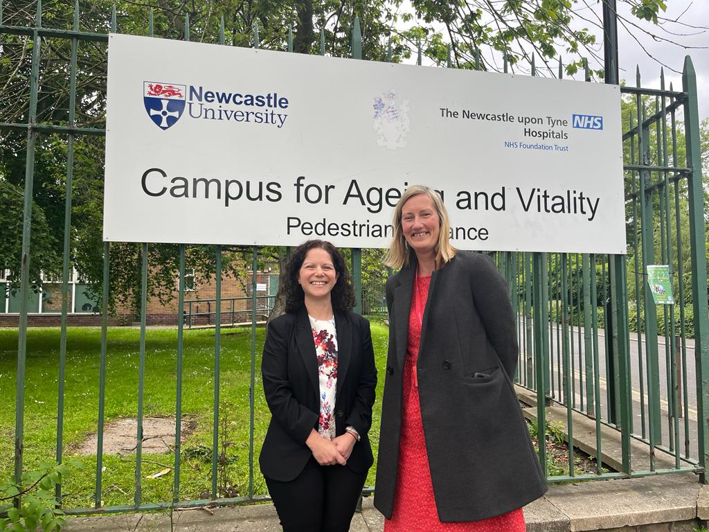 SarahMoorePhys's tweet photo. Productive week of planning future projects, a brilliant guest lecture and trying to explain why we have cows roaming across the middle of Newcastle!! Please visit again soon @NatFiniPhysio https://t.co/mS8OFz5pLM