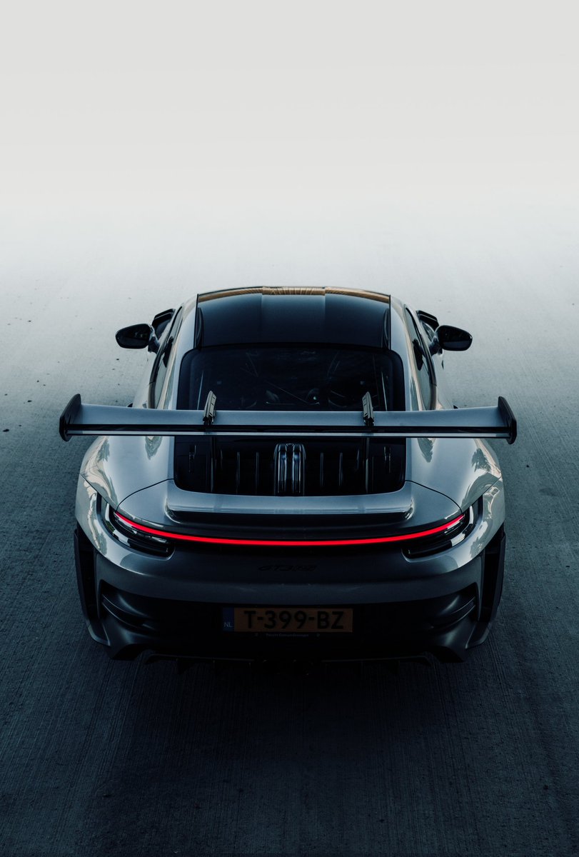 EsliKuipers's tweet photo. A couple more #Porsche https://t.co/rDgN0NJy0r