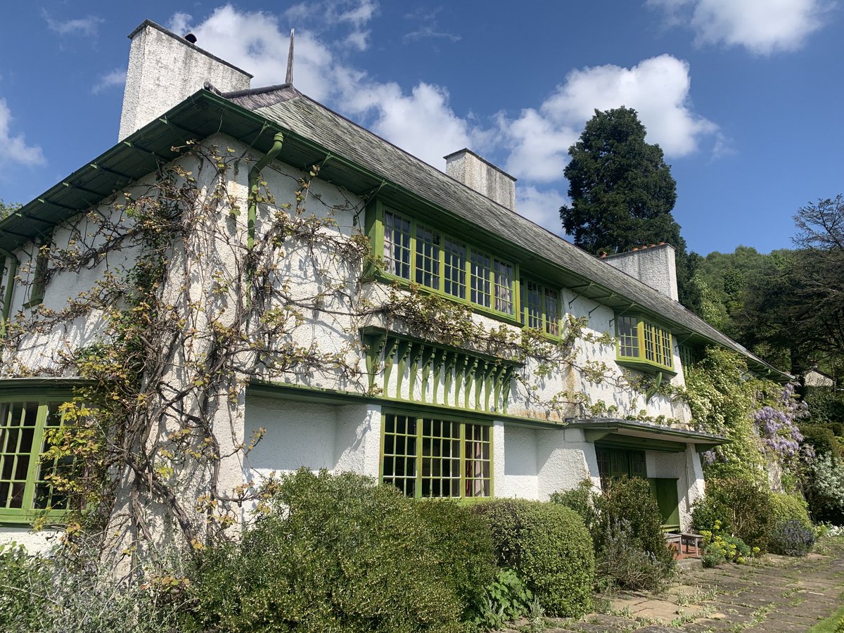 Join us in Oxford on Saturday 9th September 2023 for our Voysey Study Day - follow this link for details of the varied and exciting programme (including discussion of Perrycroft, pictured): voyseysociety.org/events/sep23.h…