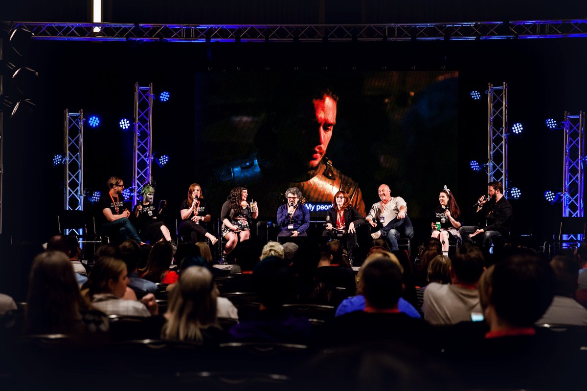 Con Of Thrones tweet media