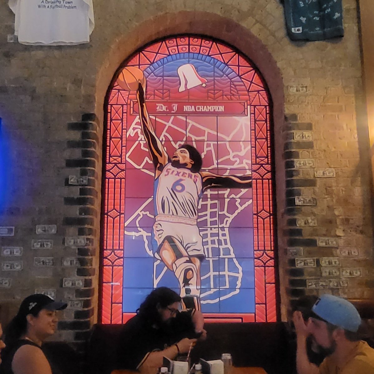 Matthew Lee Rosen on Twitter "I found a Philly bar in underground